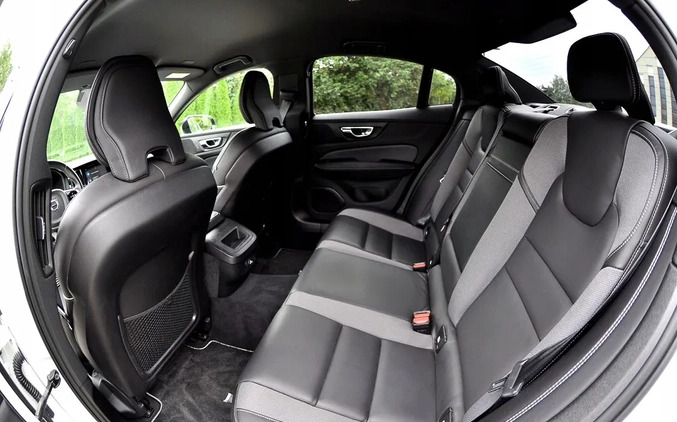 Volvo S60 cena 109900 przebieg: 159000, rok produkcji 2020 z Płock małe 631